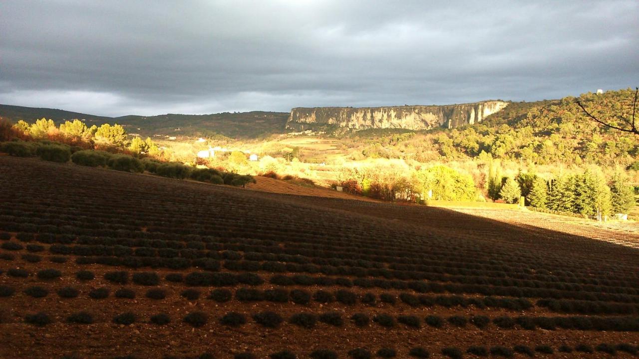 Les Vallons Holiday Home Lioux Exteriör bild