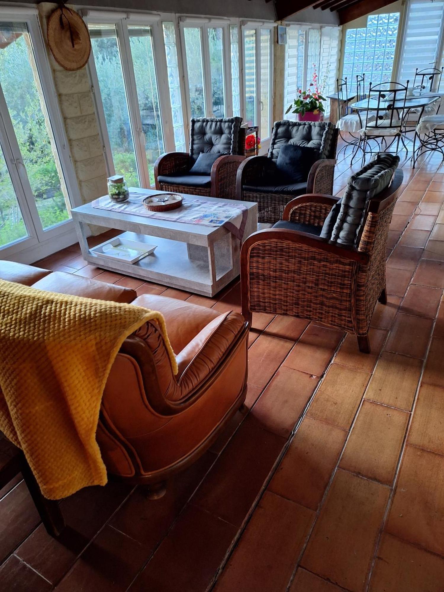 Les Vallons Holiday Home Lioux Exteriör bild